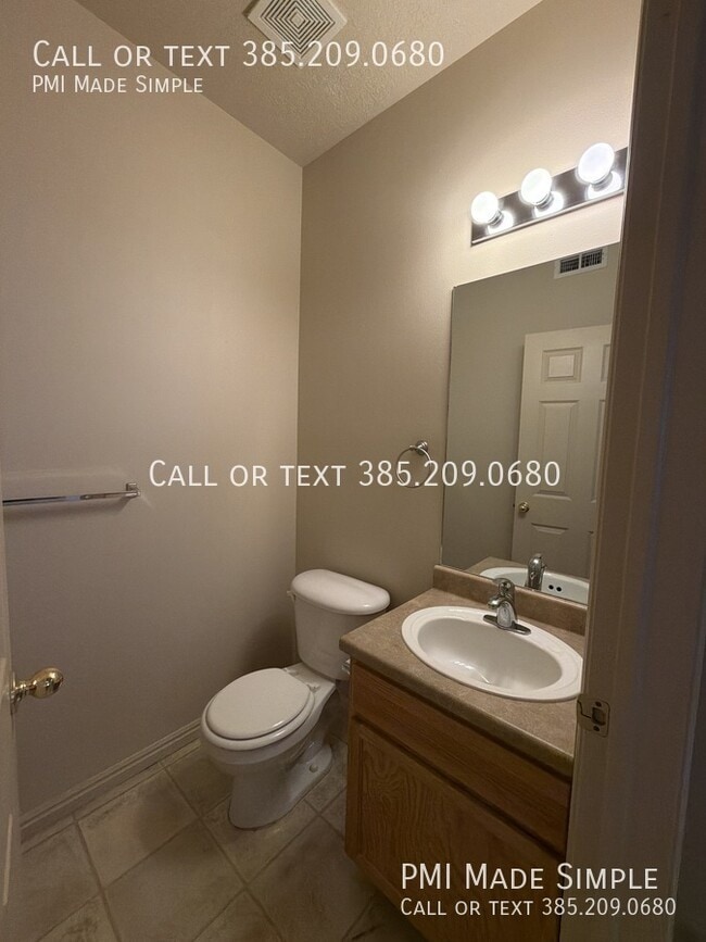 Building Photo - 2954 1310 W