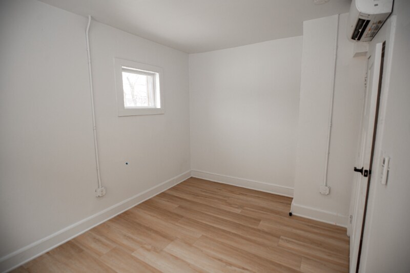 Building Photo - 1388 W 83rd St