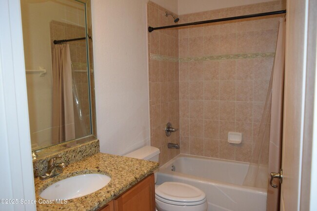 Building Photo - 1170 Eleuthera Dr NE