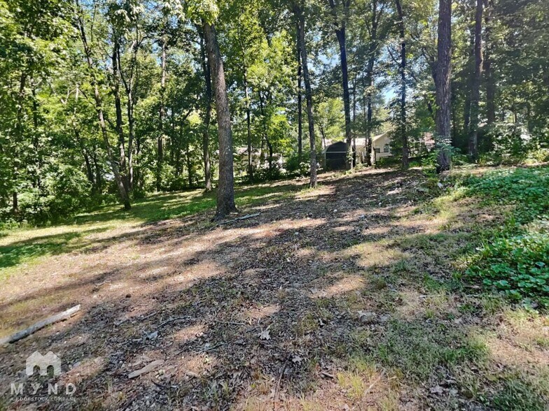 Building Photo - 5845 Cheryl Dr