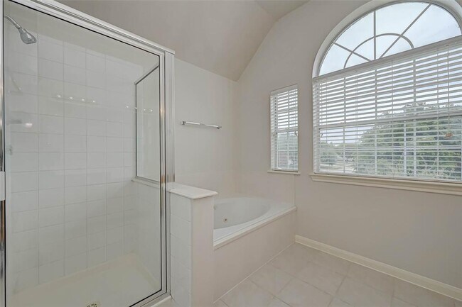 Building Photo - 6031 Bradworthy Dr