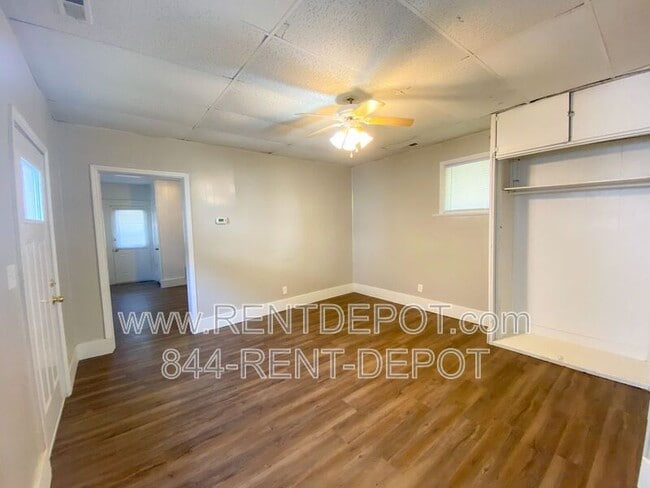 Building Photo - 1019 N Garvin St