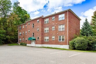 Building Photo - 172 Newton St