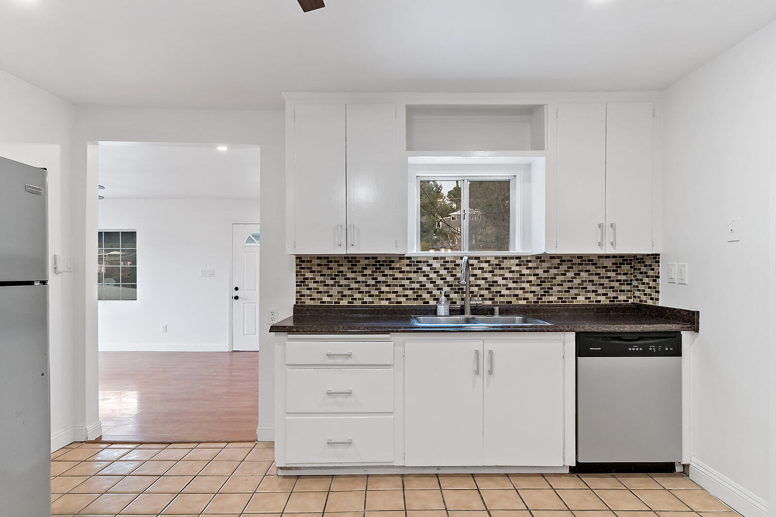 Building Photo - 1818 Wollam St