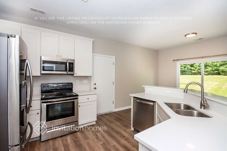 Building Photo - 108 Spring Grove Dr