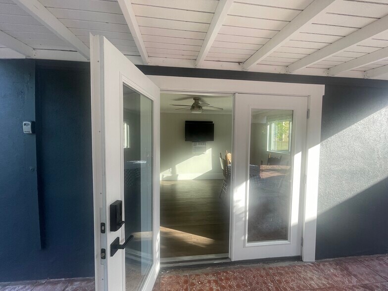 Entrance to Office - 3809 Brunswick Ave