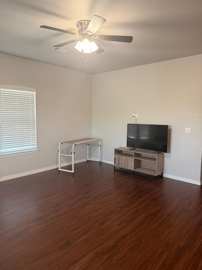 Building Photo - 3 Bedroom Single Family Home in Durant