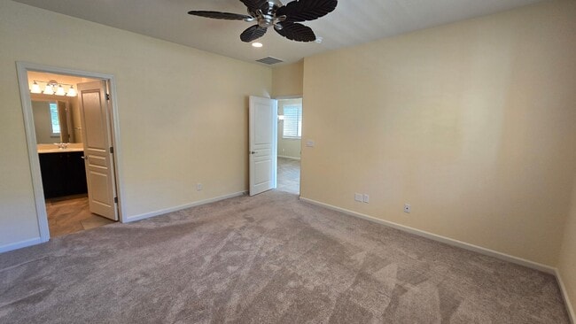 Building Photo - Single Story Del Webb Home!