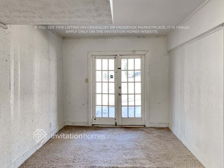 Building Photo - 5491 Four Winds Dr SW