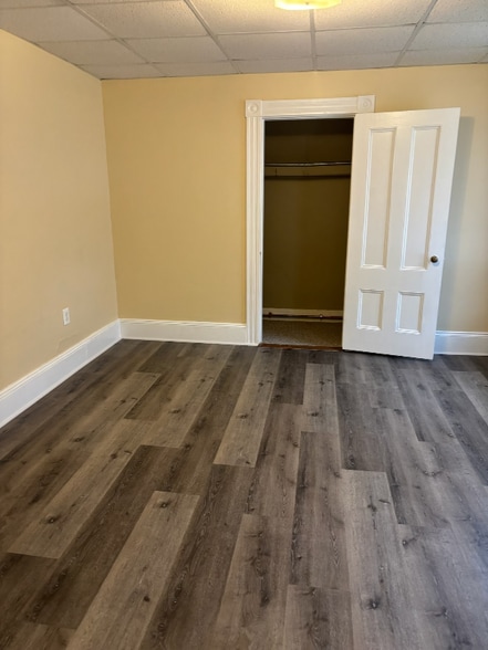 Building Photo - 59 E Pleasant St