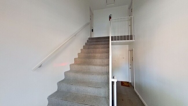 Building Photo - Cute 1 Bed 1 Bath Condo in Colonial Point!