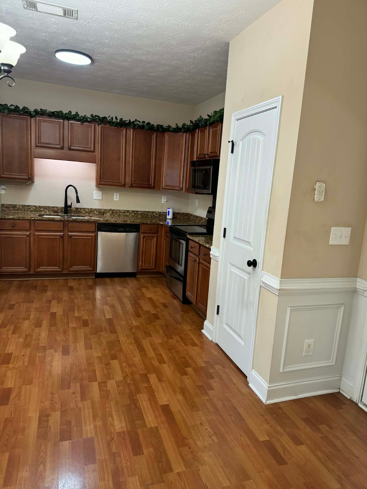 Stainless steel appliances - 232 High Meadows Cir