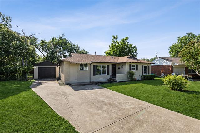 Building Photo - 2504 Avon Dr