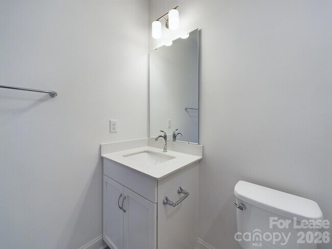 Building Photo - 15337 Ballancroft Pkwy