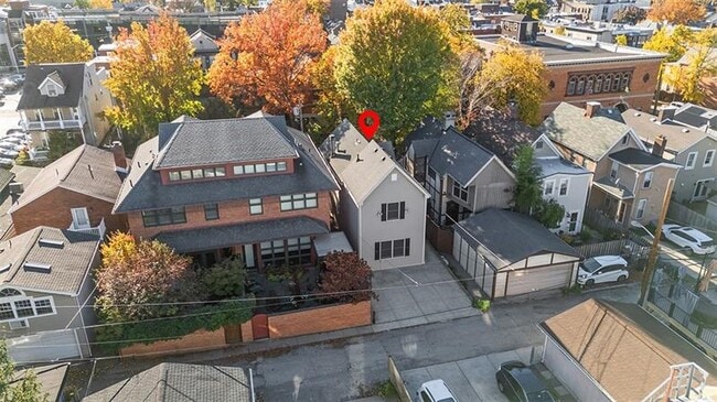 Building Photo - 715 Filbert St