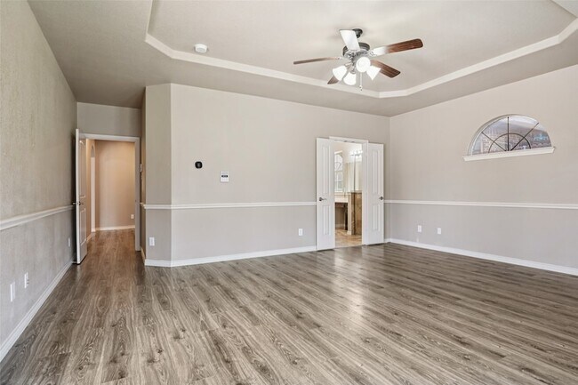 Building Photo - 1320 Ghost Flower Dr