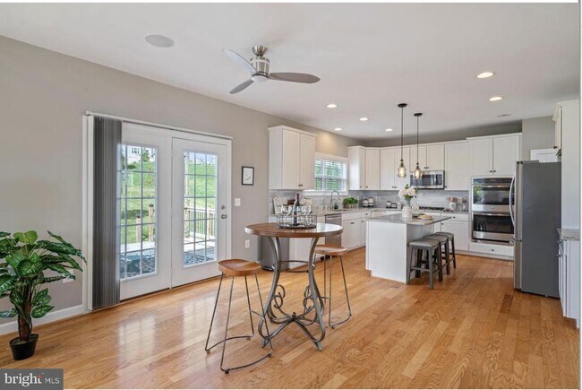 Building Photo - 3028 Landing Eagle Ct