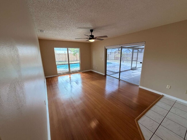 Building Photo - PRIVATE POOL HOME | 3 BED / 2 BATH | FENCED YARD | GARAGE | PET FRIENDLY