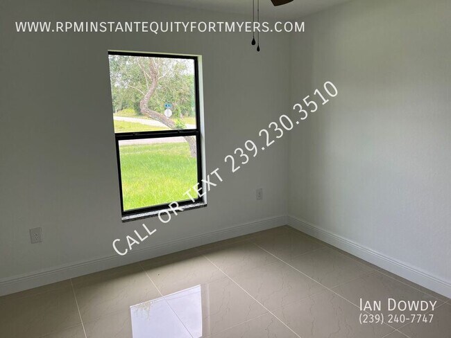 Building Photo - 2601 E 18th St