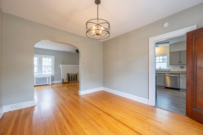 Building Photo - Charming 3-Bedroom Home in the Heart of Sp...