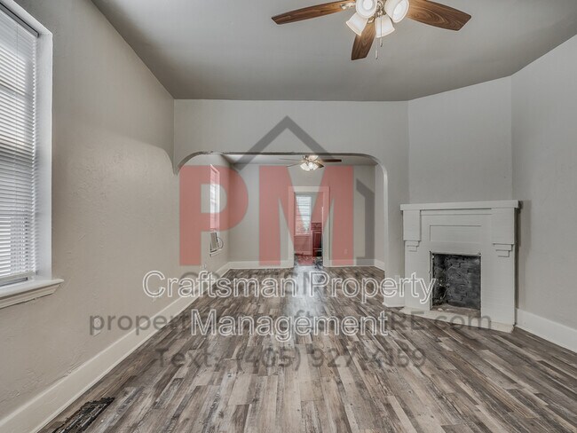 Building Photo - 1226 NW 8th St