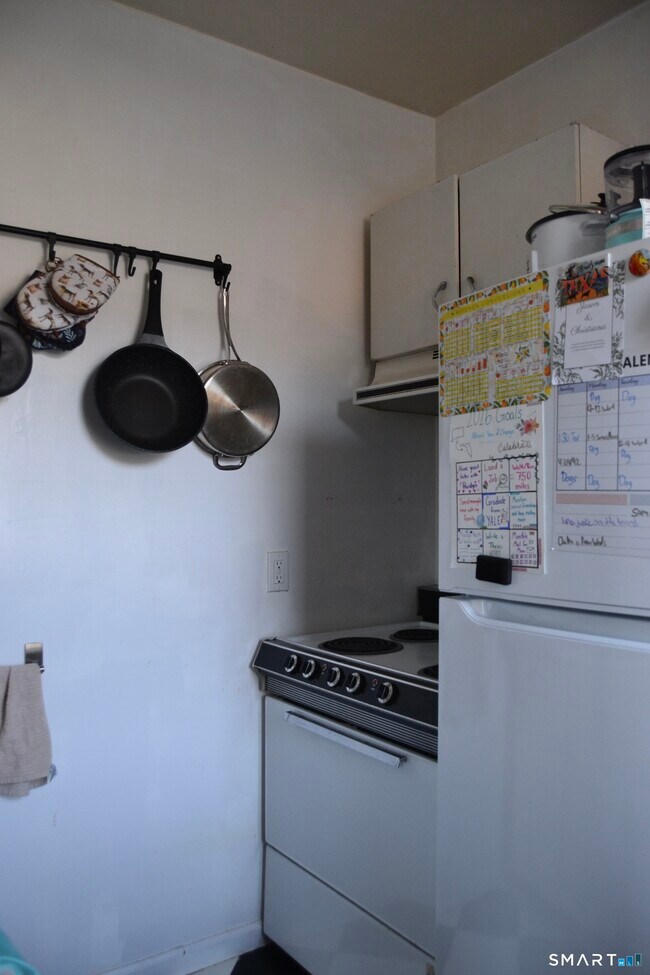 Building Photo - 192 Foster St