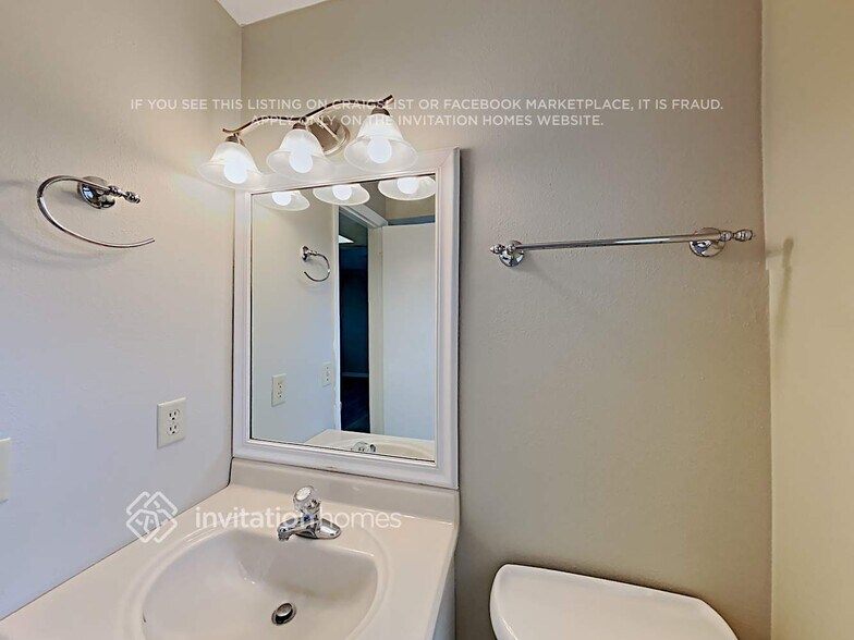 Building Photo - 814 Big Buck Cir