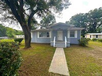 Building Photo - 608 N 70th Ave