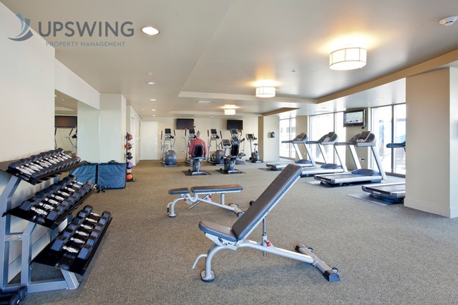 Building Photo - Gorgeous 1 Bedroom Condo at Axis with Den