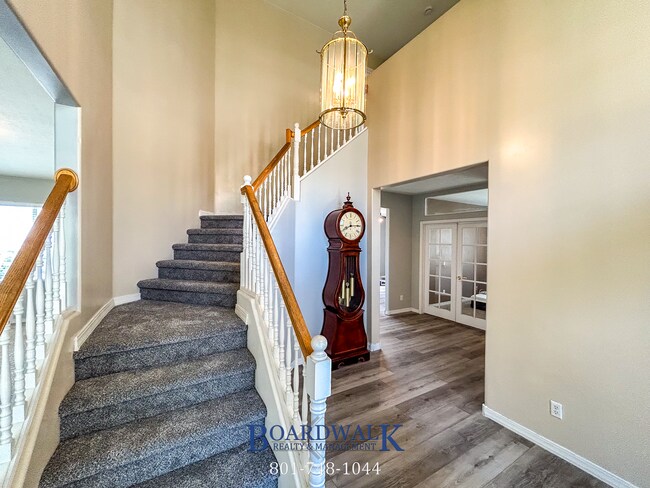 Building Photo - 833 Molasses Mill Dr