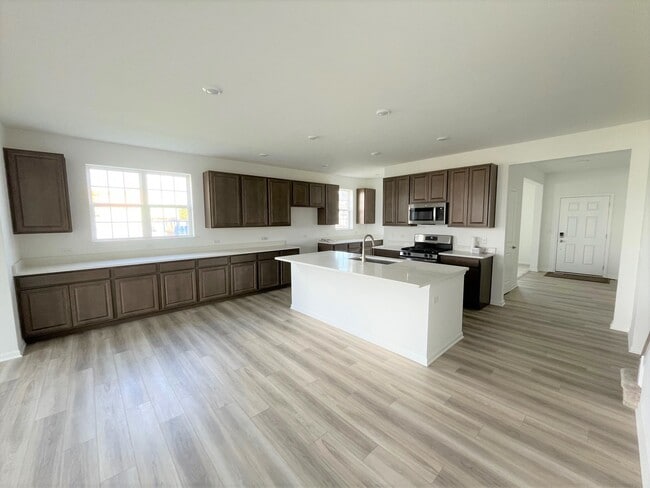 Building Photo - 218 Rhinebeck Wy
