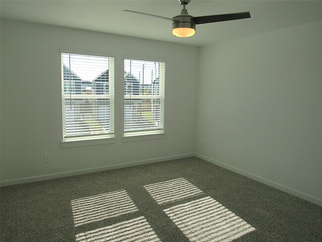 Building Photo - 2807 Glengary River Wy