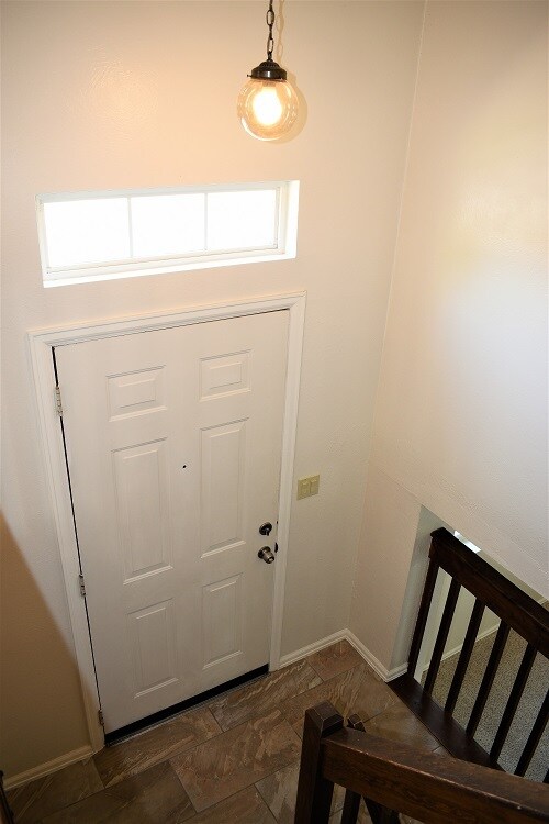 Building Photo - 6283 Yank Ct