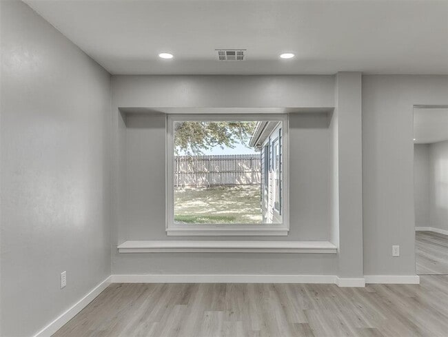 Building Photo - Look at this beautiful home! Open 7/29 fro...