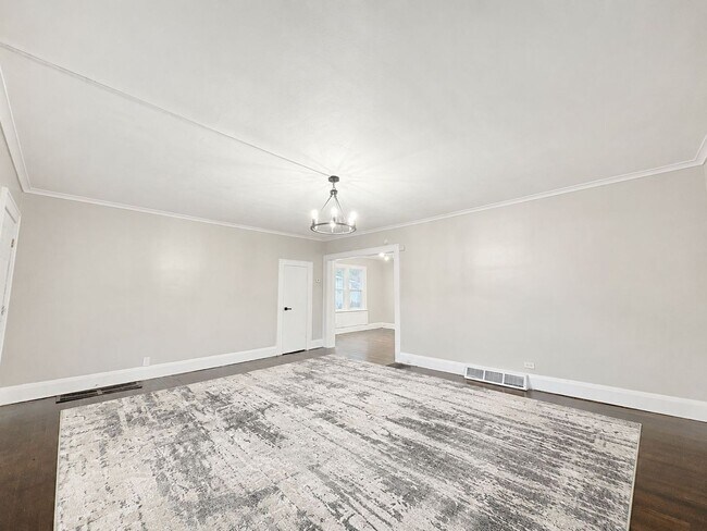 Building Photo - 1309 Idaho St