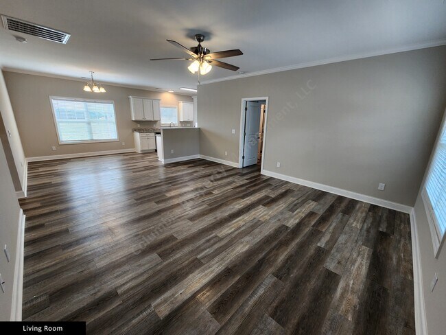 Building Photo - 2185 Ridgeway Rd