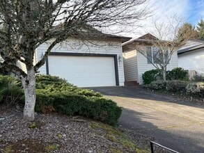 Building Photo - 577 Sunwood Dr NW