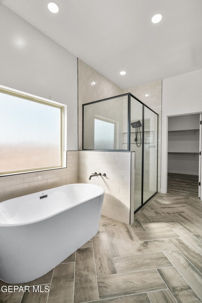 Building Photo - 874 Harpendem Dr