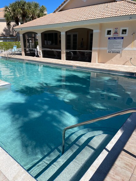 Pool/Clubhouse - 1096 Woodshire Ln