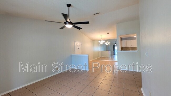 Building Photo - 7171 N 9th Ave