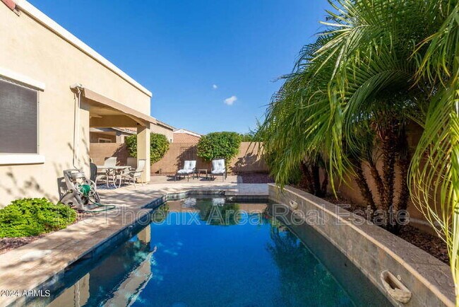 Primary Photo - 3293 E Fandango Dr