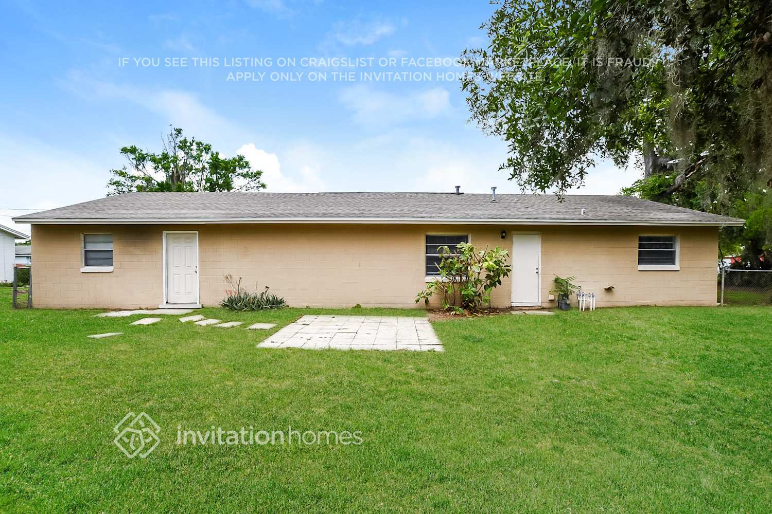 Building Photo - 1601 Stafford Rd