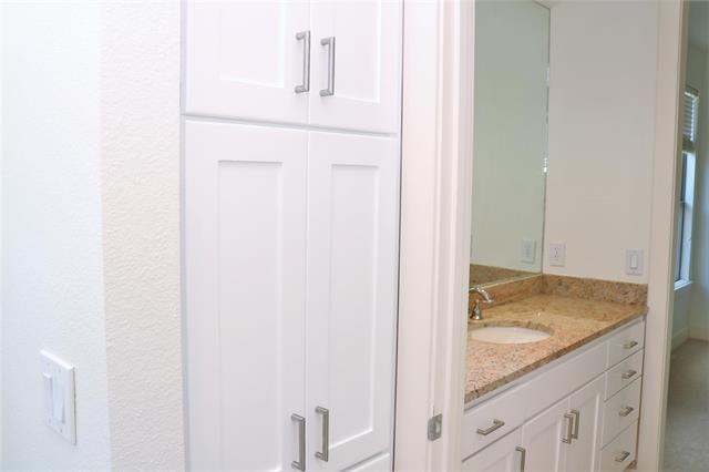 Building Photo - 3718 Dorothy Ave