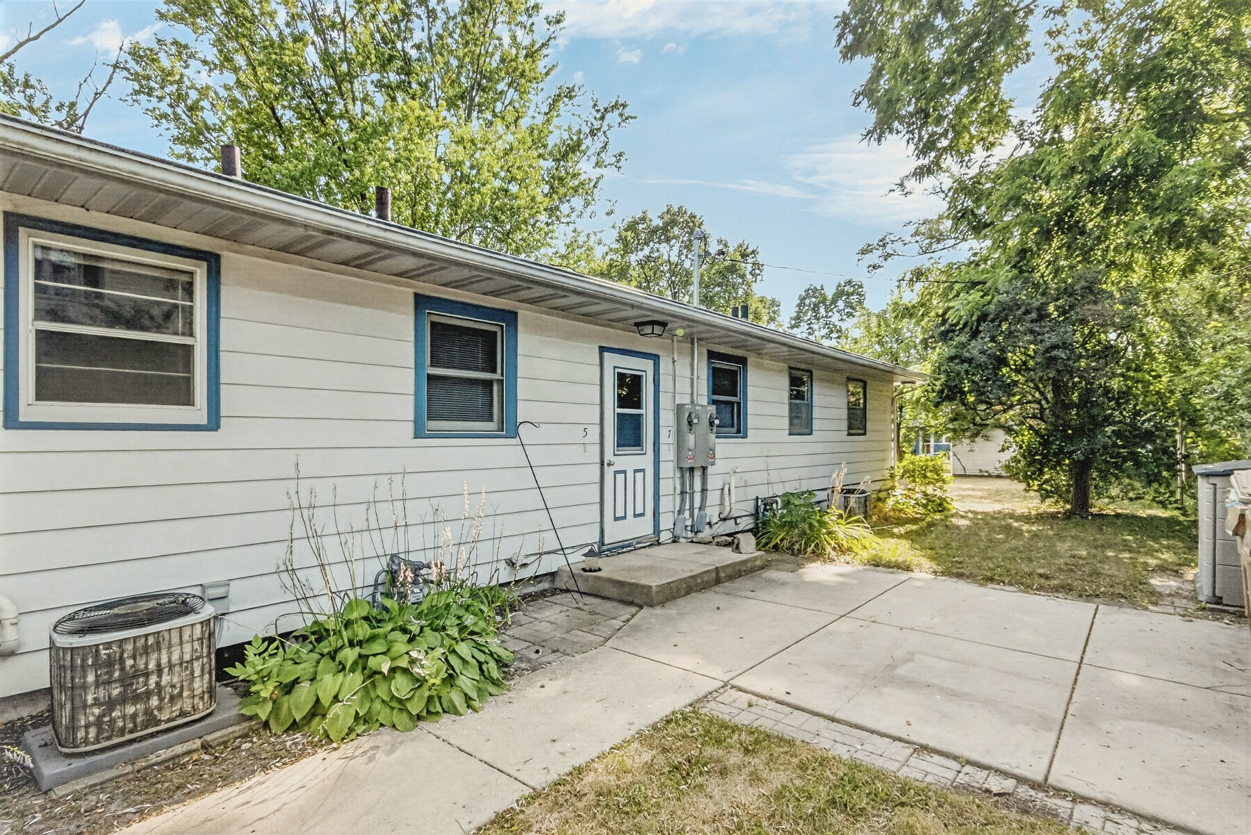 Building Photo - 4805 Camden Rd