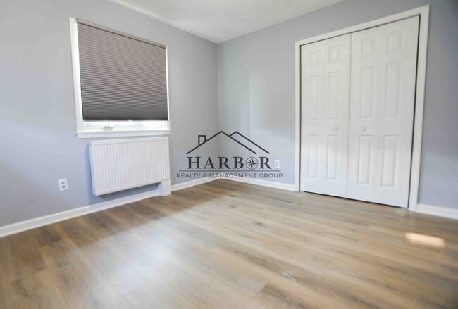 Building Photo - Newly Renovated 2 bedroom in SW Rochester! *RENT SPECIAL*