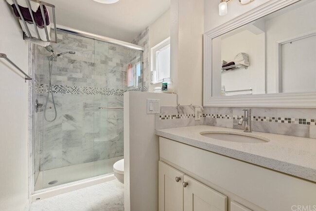Building Photo - Spacious 2-Bed, 2.5-Bath with Resort-Style...