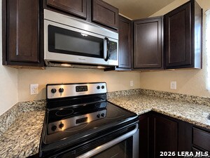 Building Photo - 1221 N Navidad St