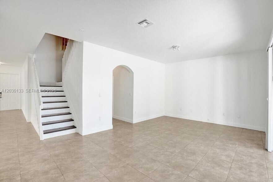 Building Photo - 17026 NW 19th St
