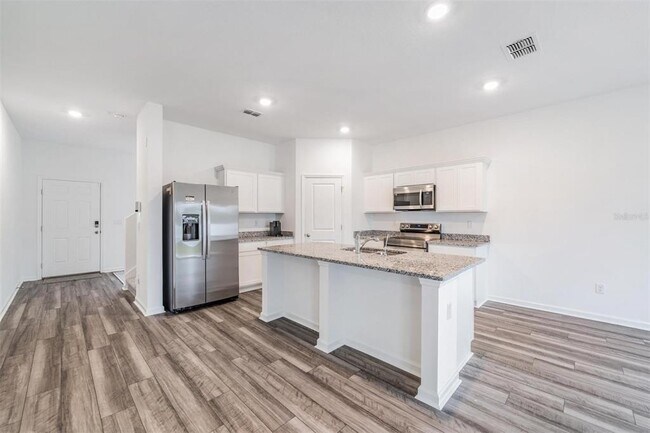 Building Photo - 35412 Eastbrook Ave