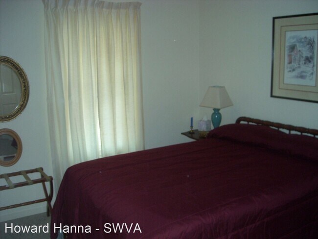 Building Photo - 3 br, 2.5 bath House - 76 Pinnacle Lane